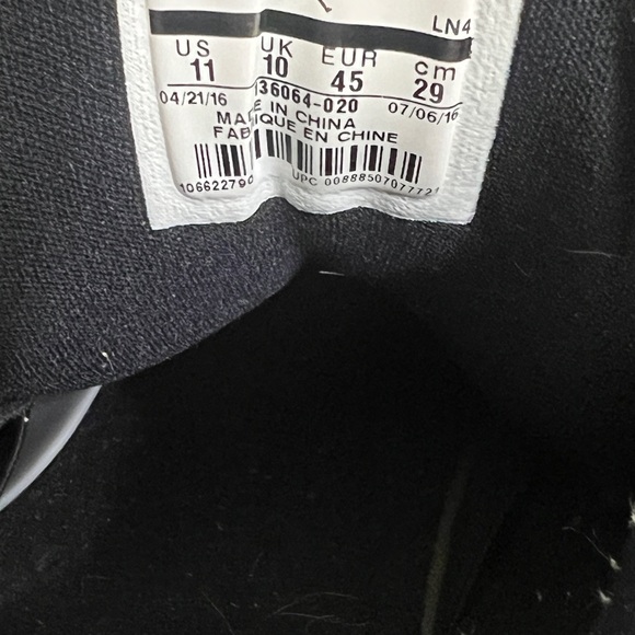 Jordan 3 'Cyber Monday' Size 11 - Picture 5 of 6